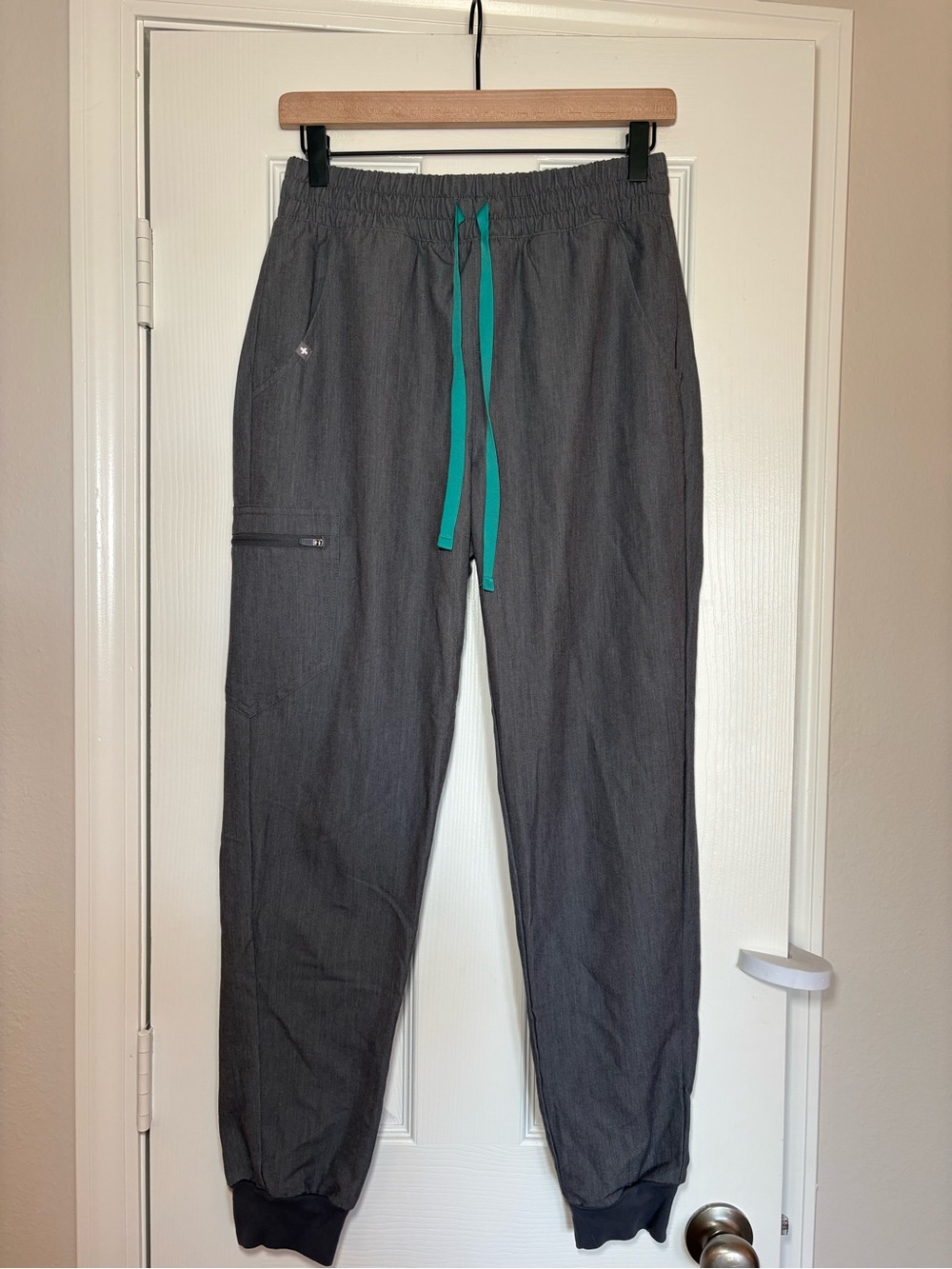 FIGS Zamora Jogger Scrub Pants Gray Teal Drawstring Size S